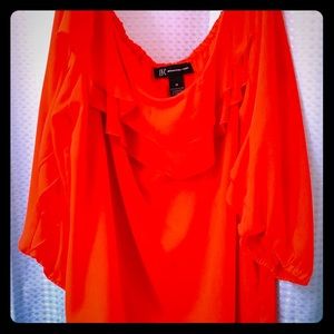 GUC, coral off the shoulder top